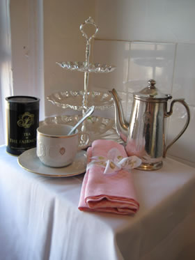 silver gift tea set 006.jpg